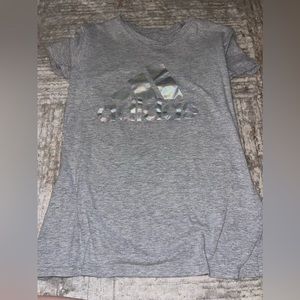 Adidas Tshirt